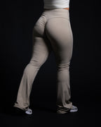 Motion Flare Leggings