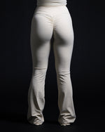 Motion Flare Leggings