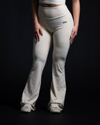 Motion Flare Leggings