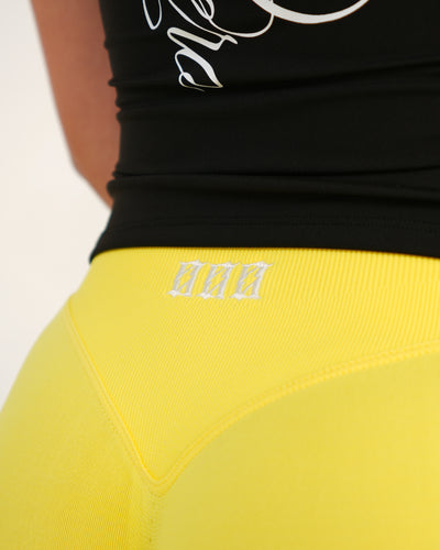 REIGN SHORTS